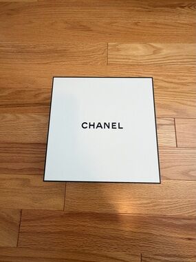 Chanel Box